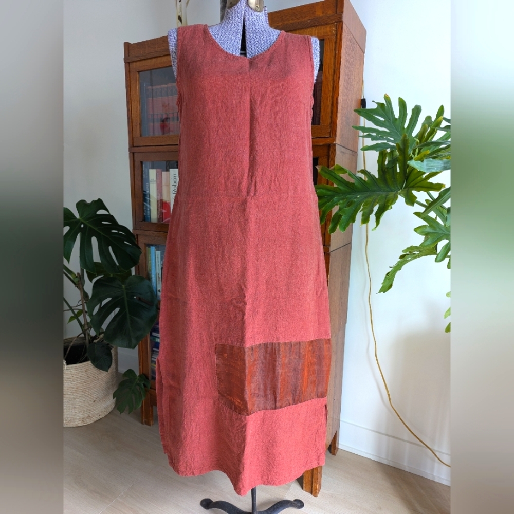 Elegant Rust Sleeveless Dress